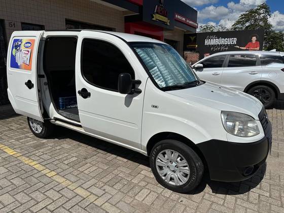 FIAT DOBLÒ 1.8 MPI HLX 8V FLEX 4P MANUAL